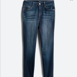 1822 Anneta Vintage High Rise Skinny Jeans